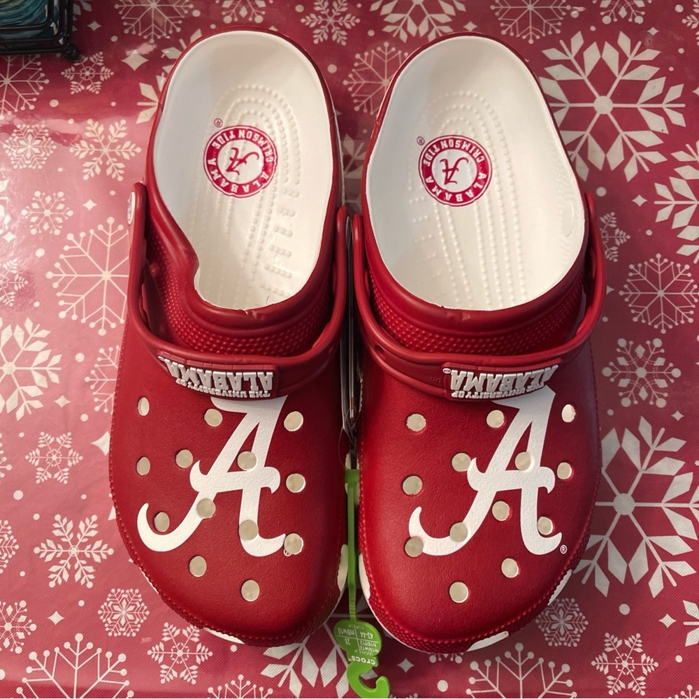 Crocs University of Alabama Red Classic Clogs for Men and Women Size Men 10 NEW